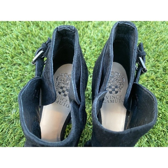 Vince Camuto Conley Black True Suede Buckle Open Toe Cut Out Block Bootie 7.5M - Picture 4 of 9